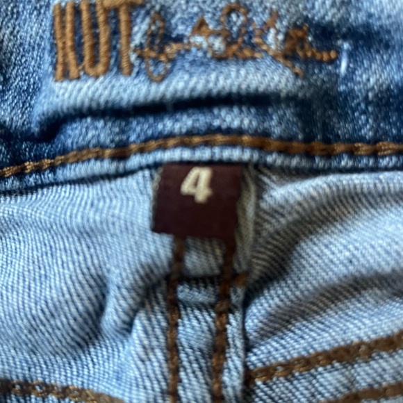 Kut From The Kloth Distressed Crop Straight leg Jeans, size 4 - Picture 8 of 8